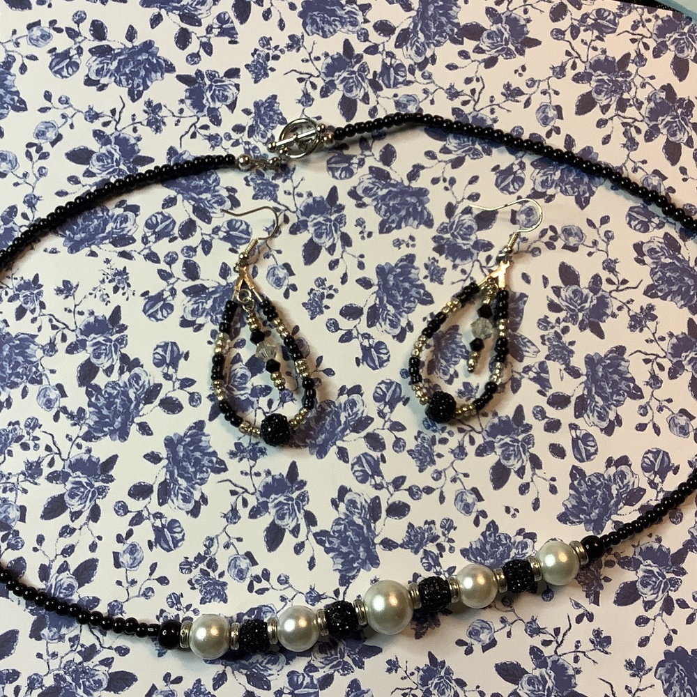 Necklace set